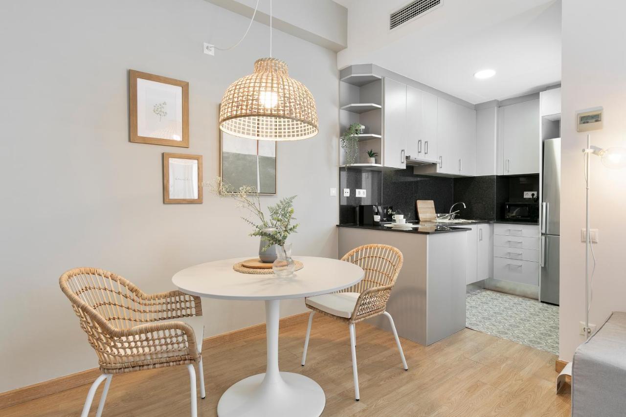 Click&Flat Sugranyes Apartment Barcelona Exterior foto
